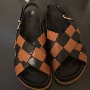 ALOHAS Marshmallow Scacchi Black & Tan Sandals